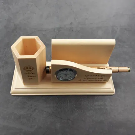 bút gỗ khắc tên